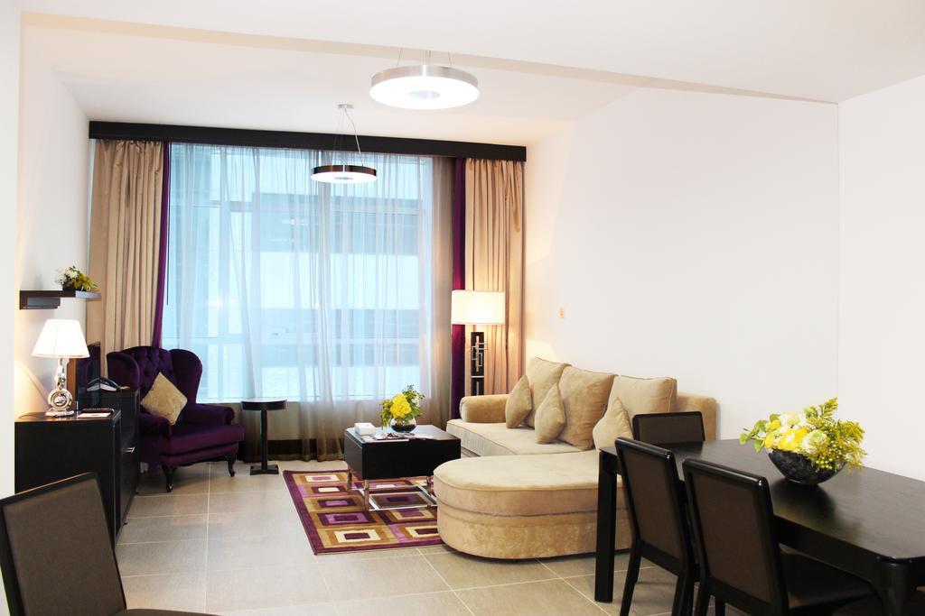 אבו דאבי Al Diar Sawa Hotel Apartments מראה חיצוני תמונה