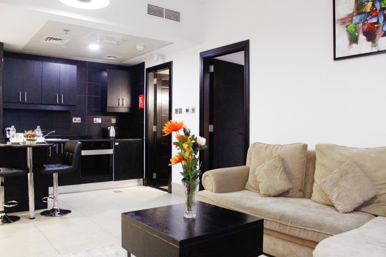 אבו דאבי Al Diar Sawa Hotel Apartments מראה חיצוני תמונה