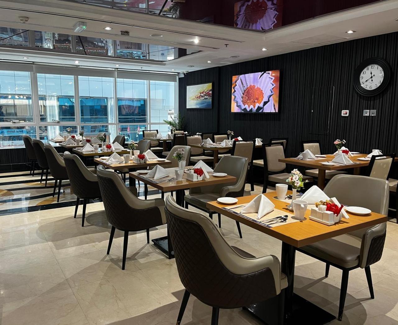 אבו דאבי Al Diar Sawa Hotel Apartments מראה חיצוני תמונה