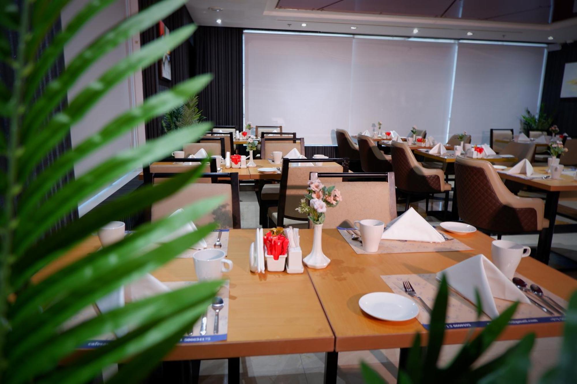 אבו דאבי Al Diar Sawa Hotel Apartments מראה חיצוני תמונה
