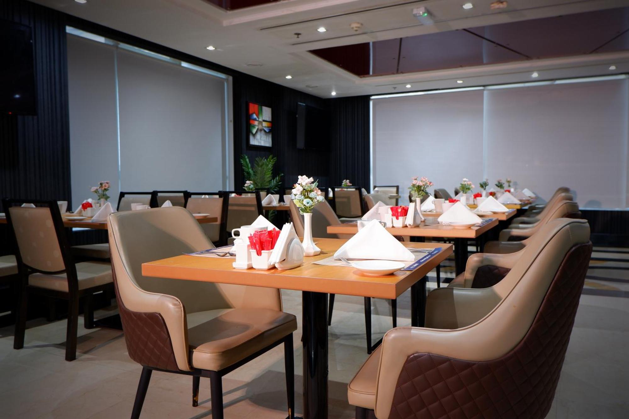 אבו דאבי Al Diar Sawa Hotel Apartments מראה חיצוני תמונה